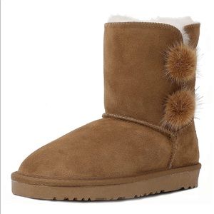Pom Pom Fur Boots